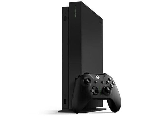 Microsoft Xbox One X 1Tb + EA Sports UFC 3