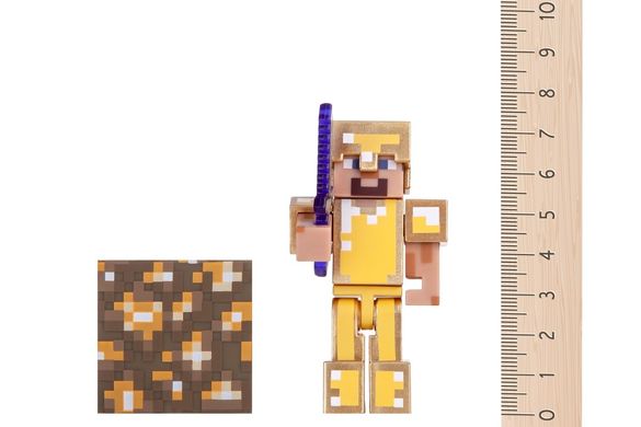 Игровая фигурка Minecraft Steve in Gold Armor